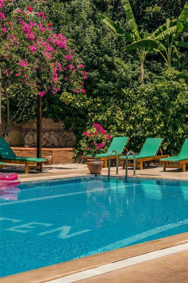 Ten Apart Hotel Fethiye Bagian luar foto